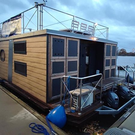 Houseboat Water King Apartament Plywajacy Dom Na Wodzie, 7 Os วรอตซวาฟ ภายนอก รูปภาพ
